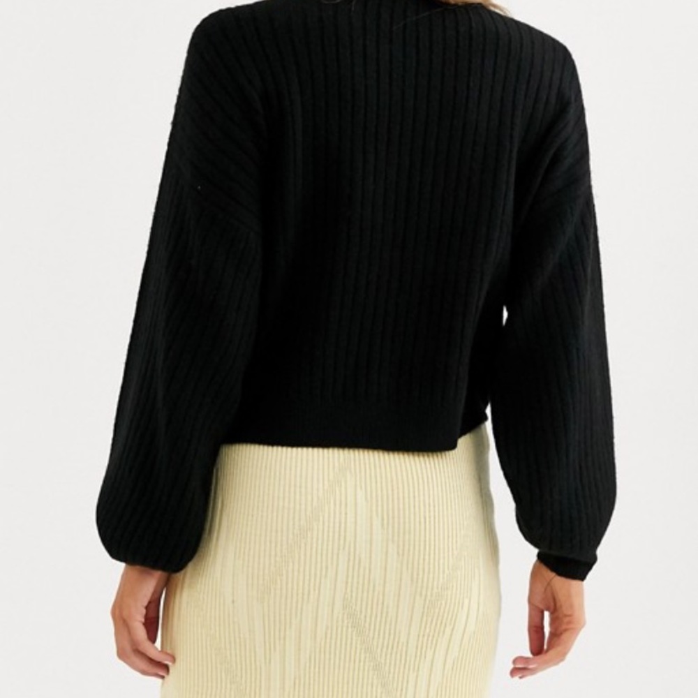 Black Gap puffy sleeve cardigan